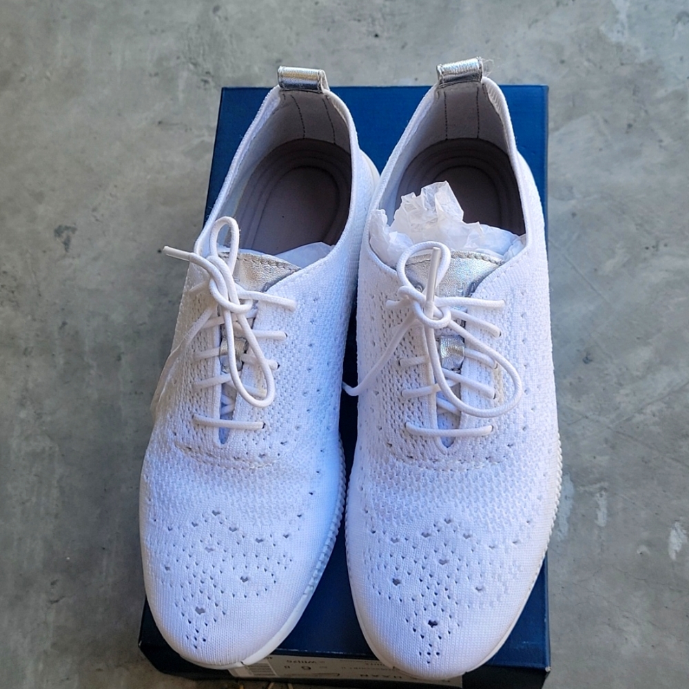 Cole haan grand OS size 6, white